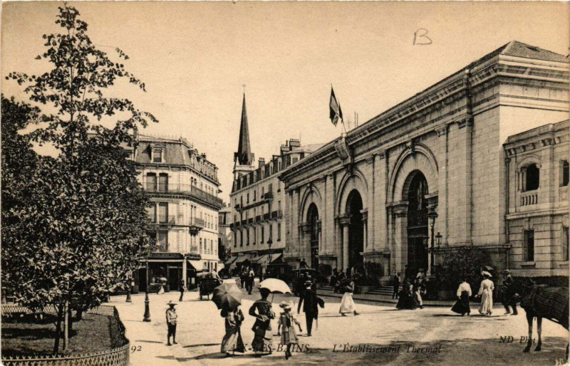 Carte postale ancienne Aix-les-Bains - L'Etabl. Thermal à Aix-les-Bains