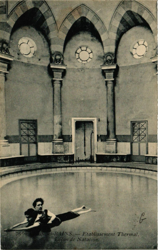 Carte postale ancienne Aix-les-Bains - Etabl. Thermal - Lecon de Natation à Aix-les-Bains