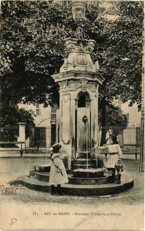 Carte postale ancienne Aix-les-Bains - Fontaine Thermale publique à Aix-les-Bains