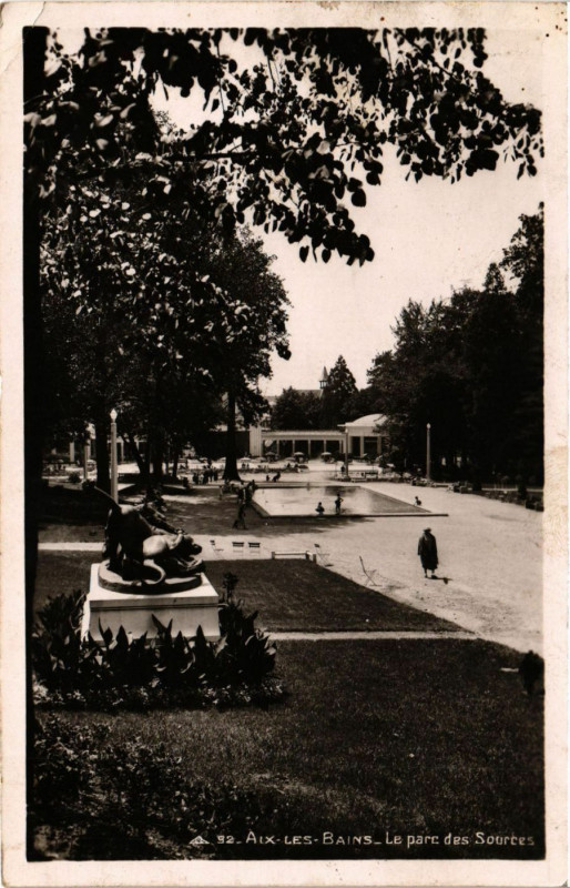 Carte postale ancienne Aix-les-Bains - Le parc des Sources à Aix-les-Bains