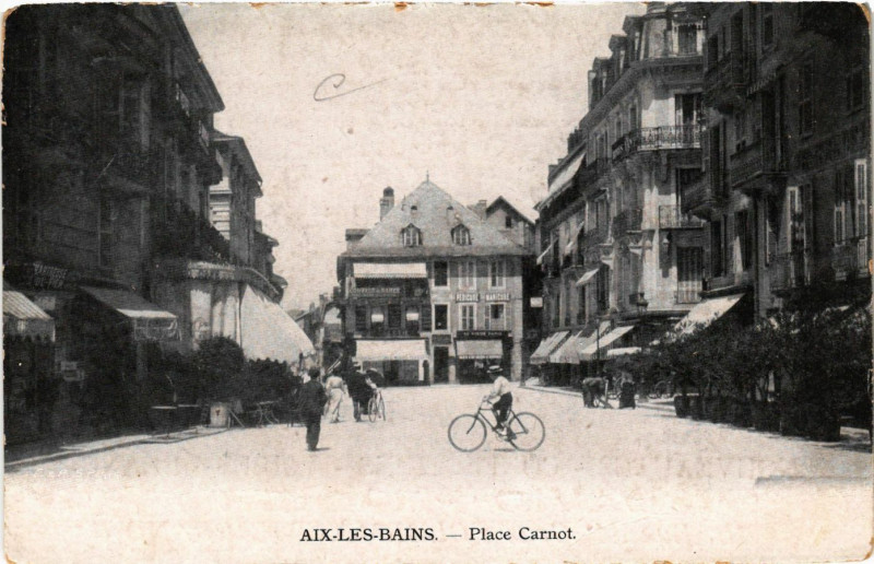 Carte postale ancienne Aix-les-Bains - Place Carnot à Aix-les-Bains