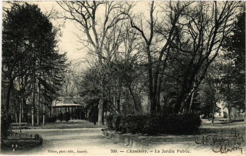 Carte postale ancienne Chambery - Le Jarin Public à Chambéry