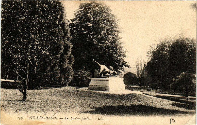 Carte postale ancienne Aix-les-Bains - Le Jarin public à Aix-les-Bains