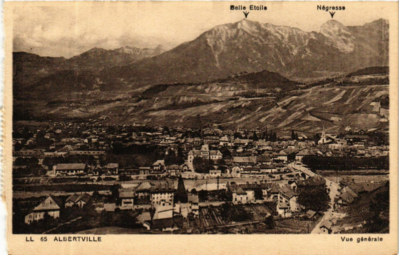 Carte postale ancienne Albertville - Vue générale à Albertville