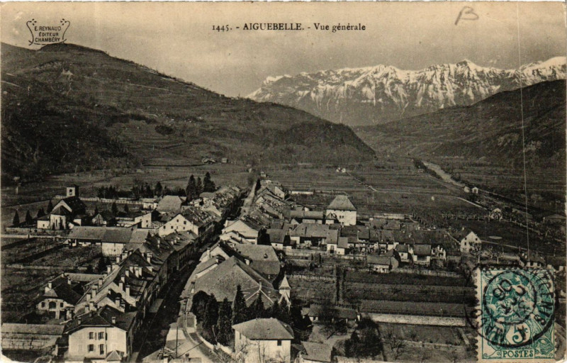 Carte postale ancienne Aiguebelle - Vue générale