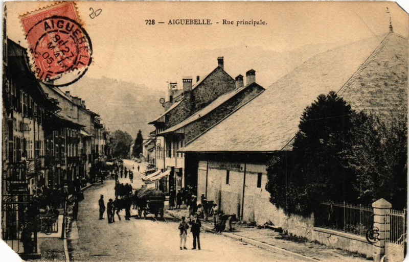 Carte postale ancienne Aiguebelle - Rue principale