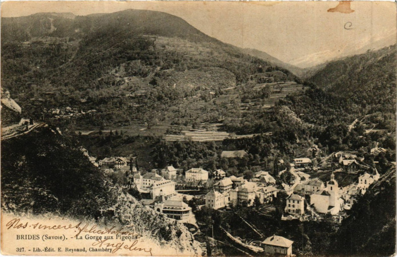 Carte postale ancienne Brides - La Gorge aux Pigeons