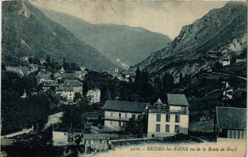 Carte postale ancienne Brides-les-Bains vu de la Route de Bozel à Brides-les-Bains