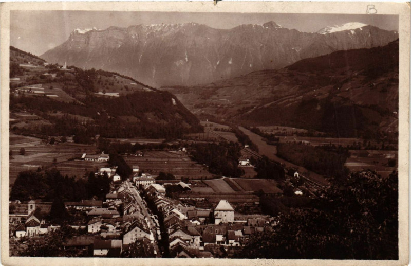 Carte postale ancienne Aiguebelle - Vue générale