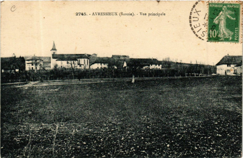 Carte postale ancienne Avressieux - Vue principale à Avressieux