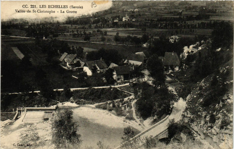 Carte postale ancienne Les Echelles - Vallée de Saint-CHRISTOphe - La Grotte aux Échelles