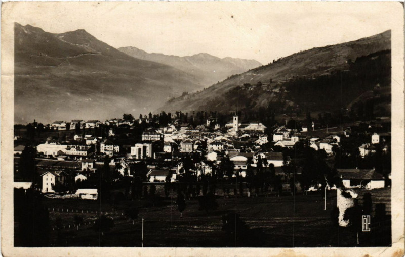 Carte postale ancienne Bourg-Saint-Maurice - Panorama vu de la route de Chatelard à Bourg-Saint-Maurice