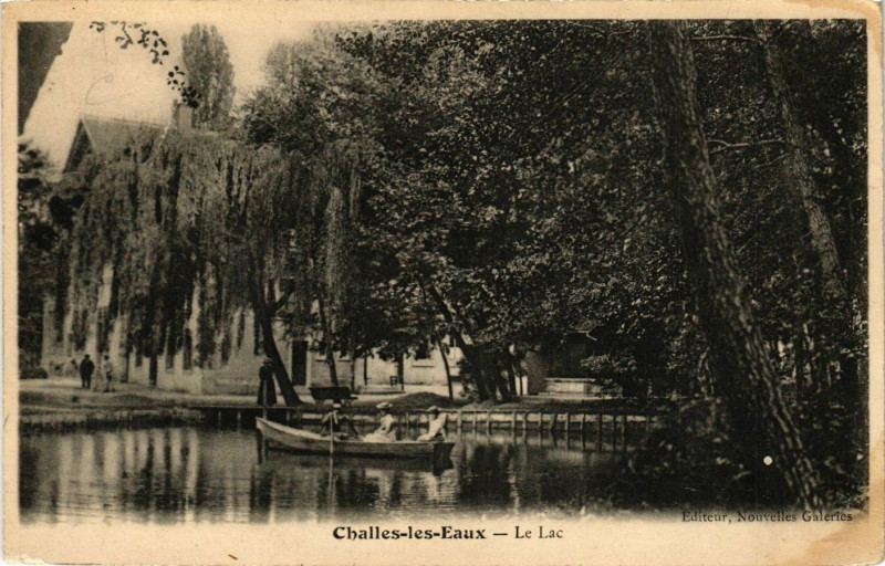 Carte postale ancienne Challes-les-Eaux - Le Lac à Challes-les-Eaux