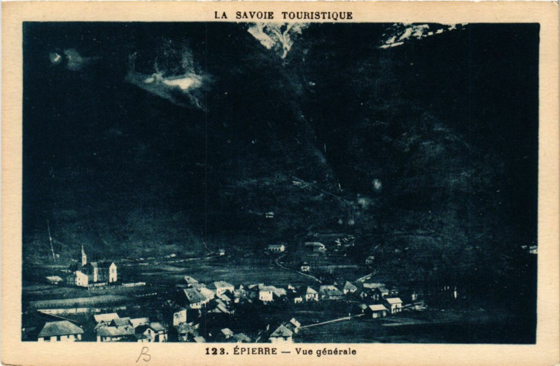 Carte postale ancienne Epierre - Vue générale à Épierre