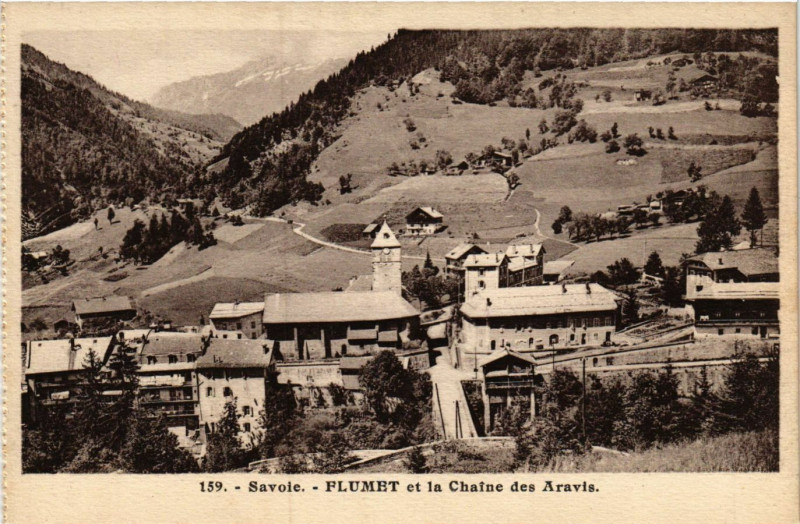 Carte postale ancienne Flumet et la Chaise des Aravis à Flumet