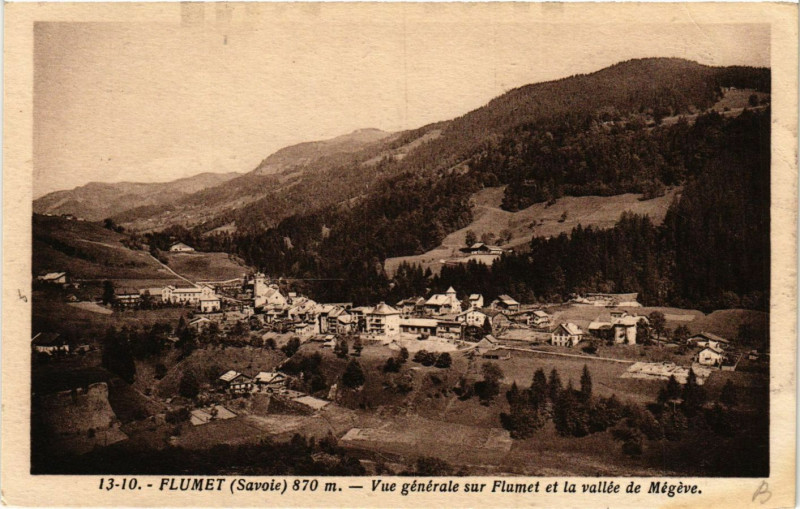 Carte postale ancienne Flumet (Savoie9 870 m - Vue générale sur Flumet et la vallée de .. à Flumet
