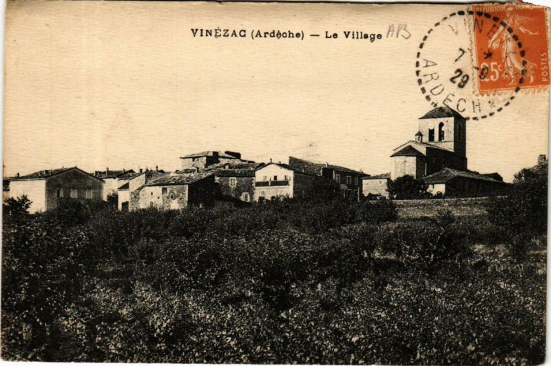 Carte postale ancienne Vinézac. Le Village