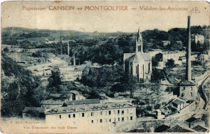 Carte postale ancienne Vidalon-les-Annonay Vue d'ensemble des trois Usines à Annonay