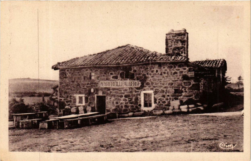 Carte postale ancienne Peyrebeille-Auberge