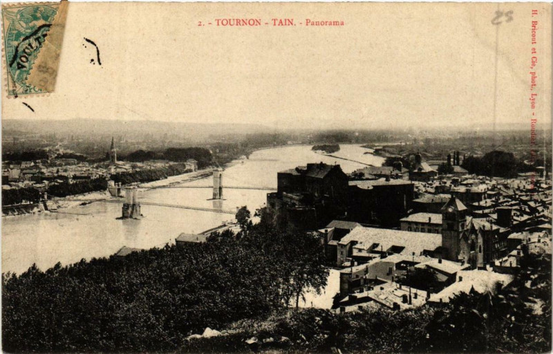 Carte postale ancienne Tournon Panorama