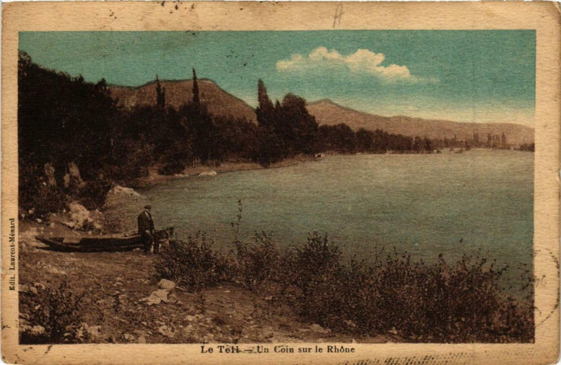 Carte postale ancienne Le Teil Un Coin sur le Rhone au Teil