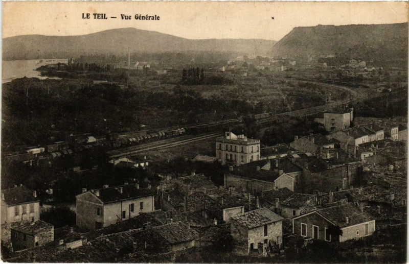 Carte postale ancienne Le Teil Vue générale au Teil