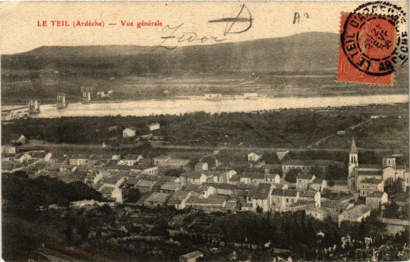 Carte postale ancienne Le Teil Vue générale au Teil