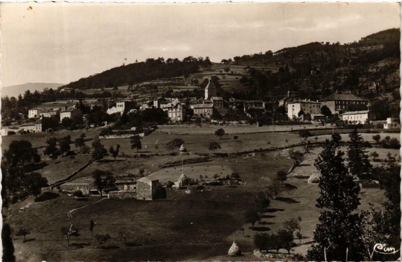 Carte postale ancienne Saint-Felicien Vue généraleprise du Chateau de la Daronne à Saint-Félicien