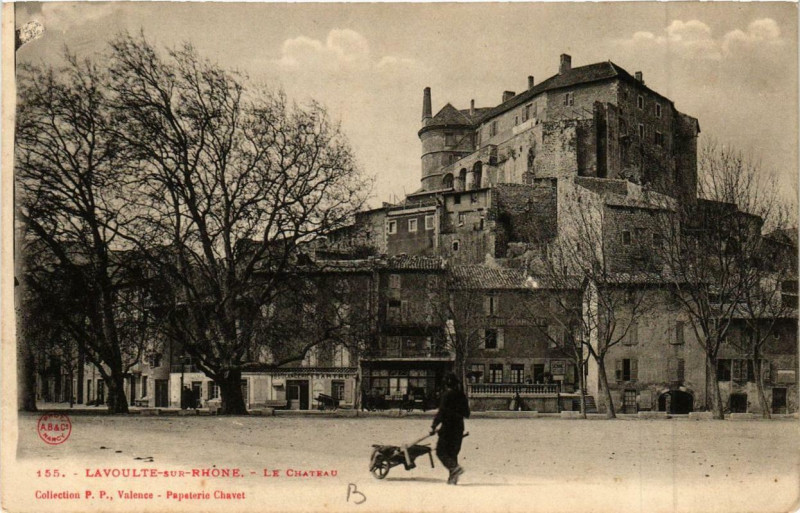 Carte postale ancienne La Voulte-sur-Rhone Le Chateau