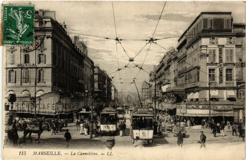 Carte postale ancienne Marseille La Cannebiere à Marseille