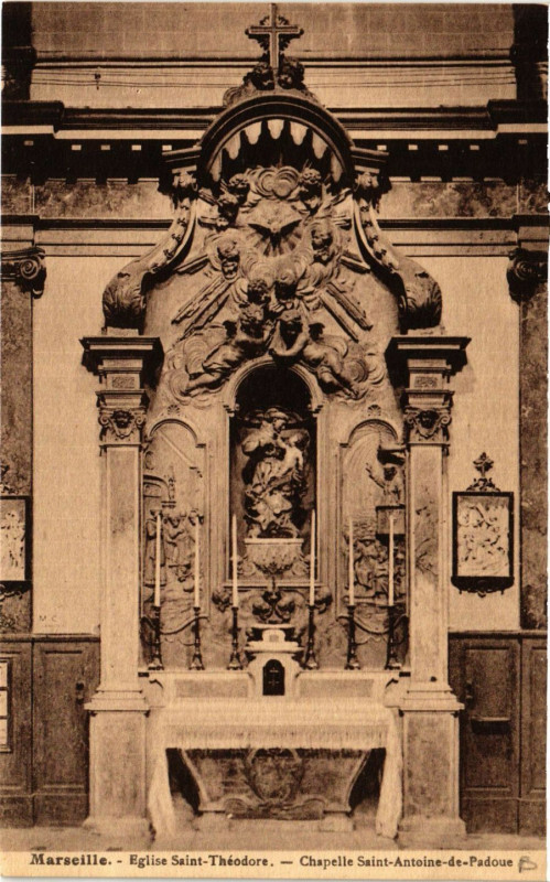 Carte postale ancienne Marseille Eglise Saint-Theodore Chapelle Saint-Antoine-de-Padoue à Marseille