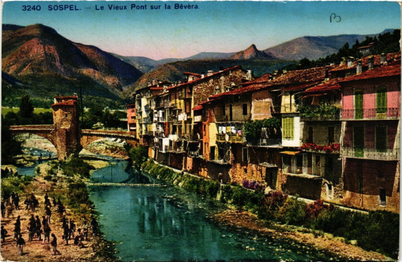 Carte postale ancienne Sospel - Le Vieux Pont sur la Bevera à Sospel