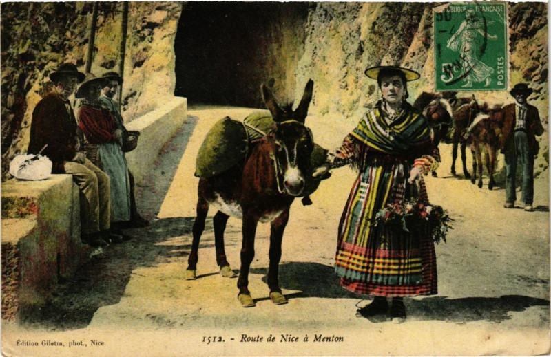 Carte postale ancienne Route de Nice a Menton à Nice