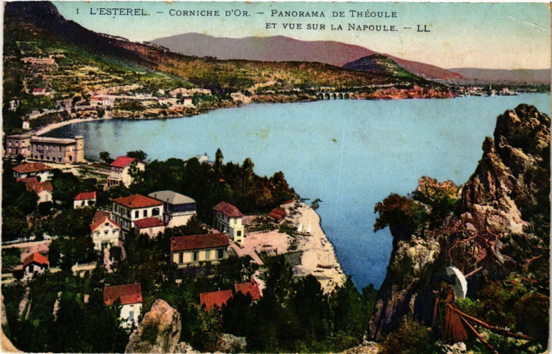 Carte postale ancienne L'Esterel - Corniche d'Or - Panorama de Theoule et vue sur la