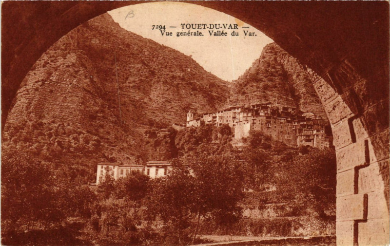 Carte postale ancienne Touet-du-Var - Vue geneale Vallée du Var