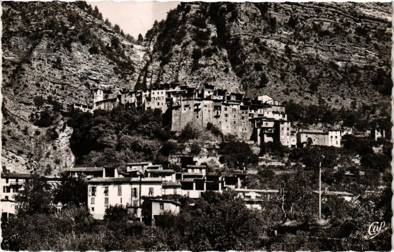Carte postale ancienne Touet-sur-Var - Vue générale à Touët-sur-Var