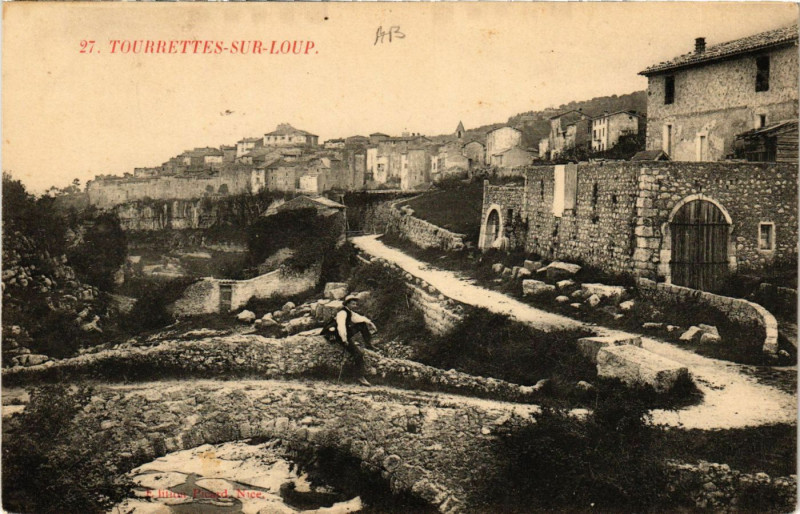 Carte postale ancienne Tourettes-sur-Loup