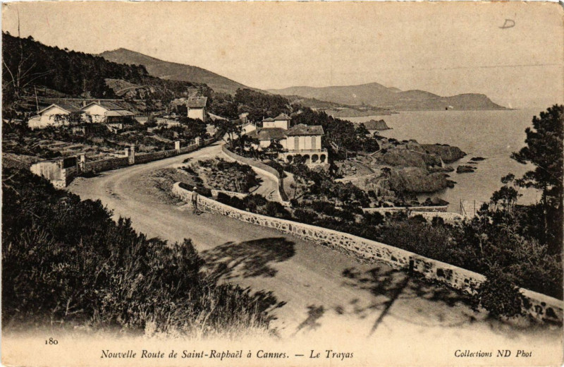 Carte postale ancienne Nouvelle Route de Saint-Raphael a Cannes - Le Trayas à Cannes