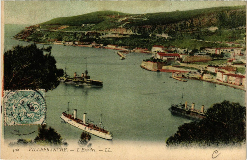 Carte postale ancienne Villefranche - L'Escadre