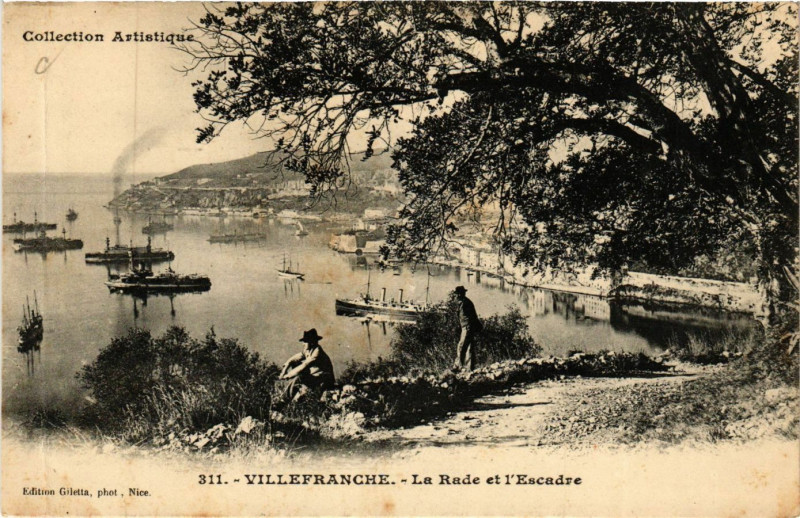 Carte postale ancienne Villefranche - La Rade et l'Escadre