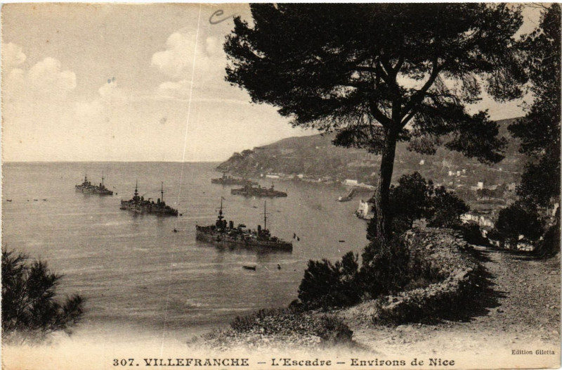 Carte postale ancienne Villefranche - L'Escadre - Env. de Nice à Nice