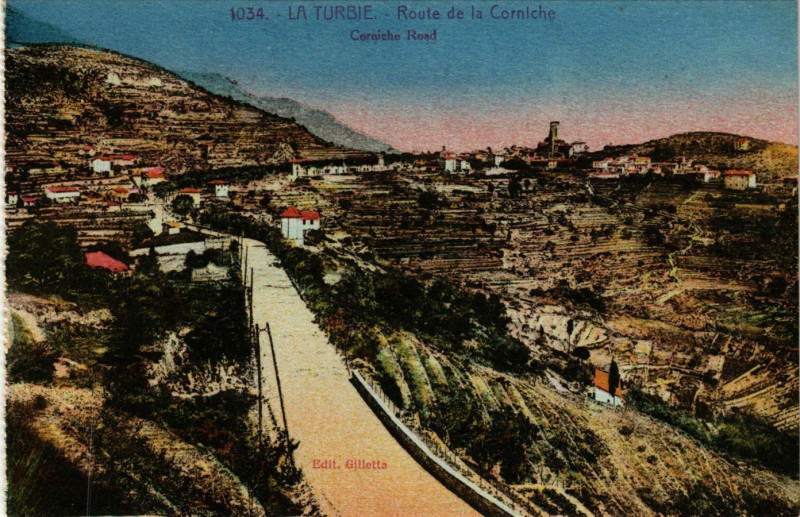 Carte postale ancienne La Turbie - Route de la Corniche - Corniche Road à La Turbie