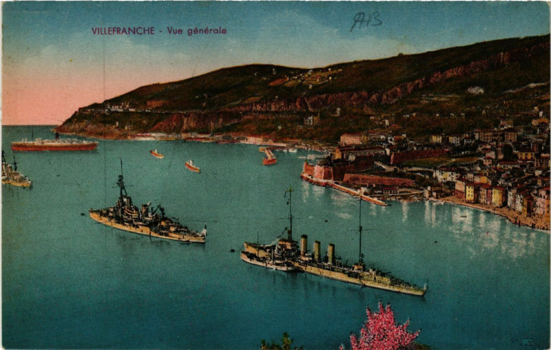 Carte postale ancienne Villefranche - Vue générale