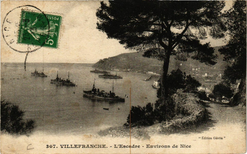 Carte postale ancienne Villefranche - L'Escadre - Env. de Nice à Nice