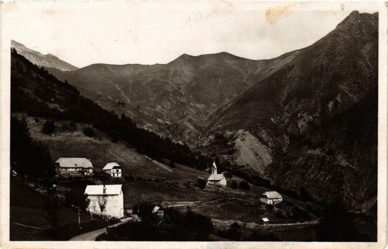 Carte postale ancienne Les Agneliers Route de Barcelonnette au Col 'Allos à Barcelonnette