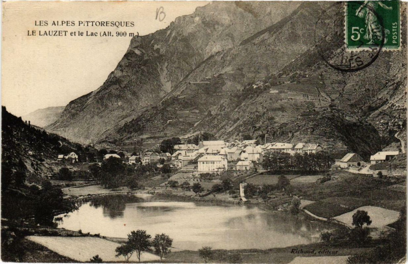 Carte postale ancienne Le Lauzet et le Lac à Auzet