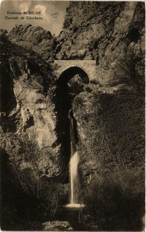 Carte postale ancienne Env. de Digne Cascade de Courbons