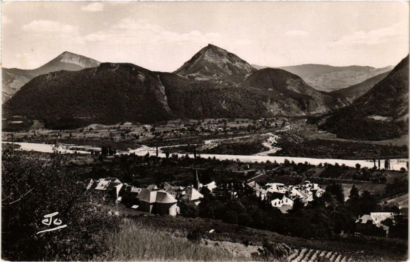 Carte postale ancienne Remollon et la vallée de la Durance