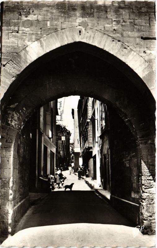 Carte postale ancienne Manosque Rue Grande à Manosque