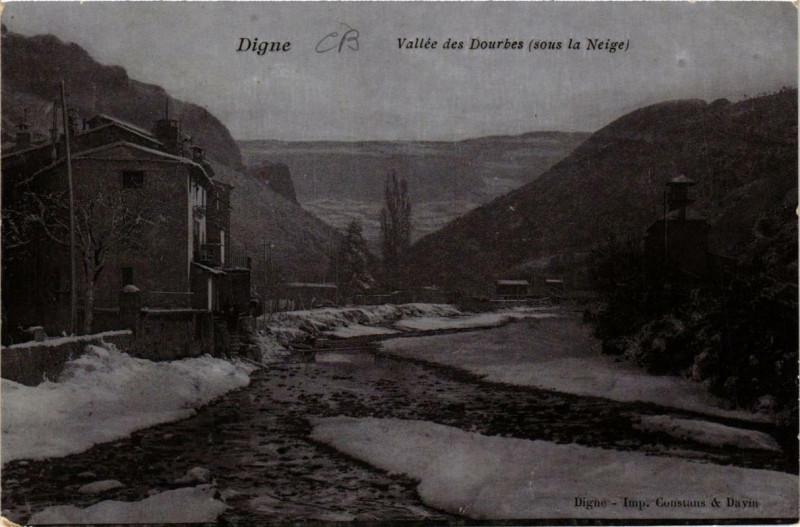 Carte postale ancienne Digne Vallée des Dourbes
